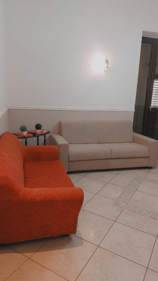 La Casa Di Mamma Apartment Naples Luaran gambar